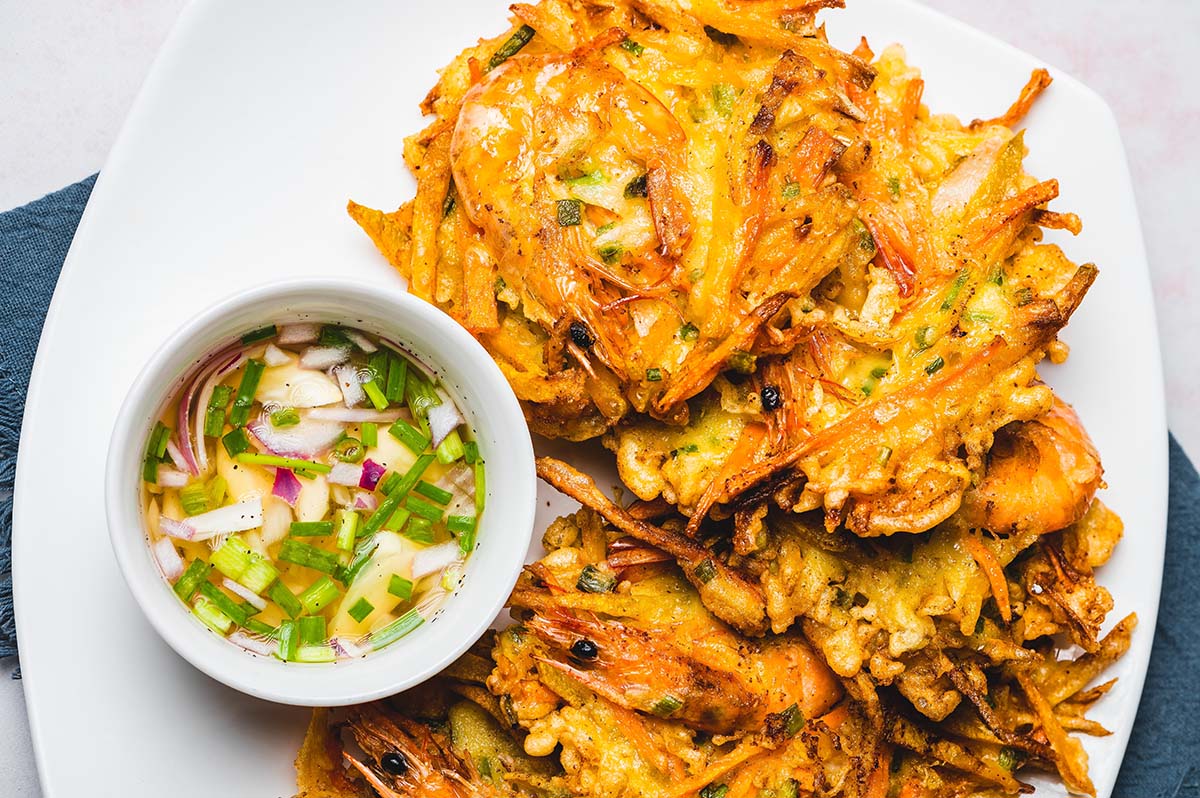 vegetable okoy fritters on a plate.